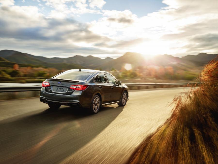  Subaru Legacy 2.5i 2017 года  (NA) (фото 6 из 10)